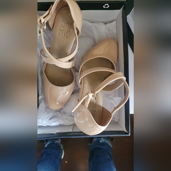 Naturalizer Women's Cruzen Platform Heel size 7 Nude - Picture 2 of 6